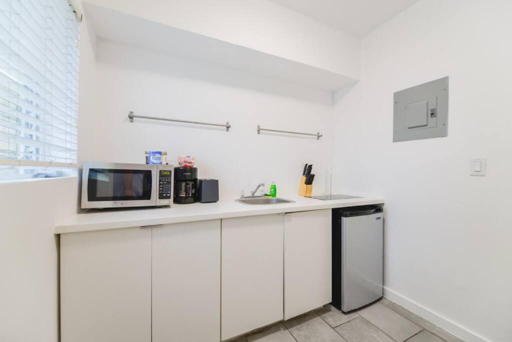 Fabulous Studio 15 Min From The Beach マイアミ エクステリア 写真